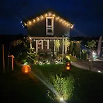 Dolina Zurawia 別荘 Borzynowo